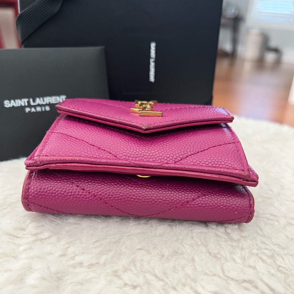 YSL Cassandra Trifold Wallet - Picture 7 of 17